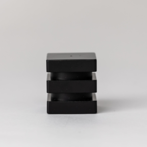 Capot Surlyn TONIK Noir Brillant / x 588 unités